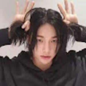 Meet your Posher, Iris